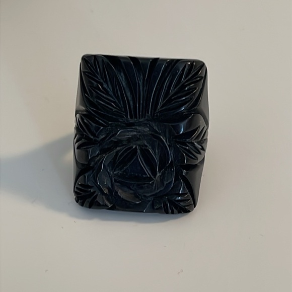 Bakelite Ring & Bangle Bracelet Chunky Carved in Black - Picture 5 of 6